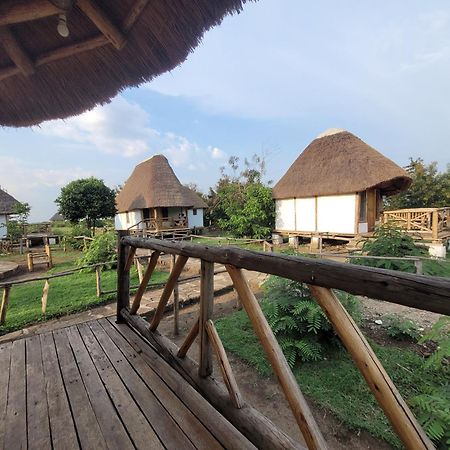 Songbird Safari Lodge & Campsite Katunguru Ngoại thất bức ảnh