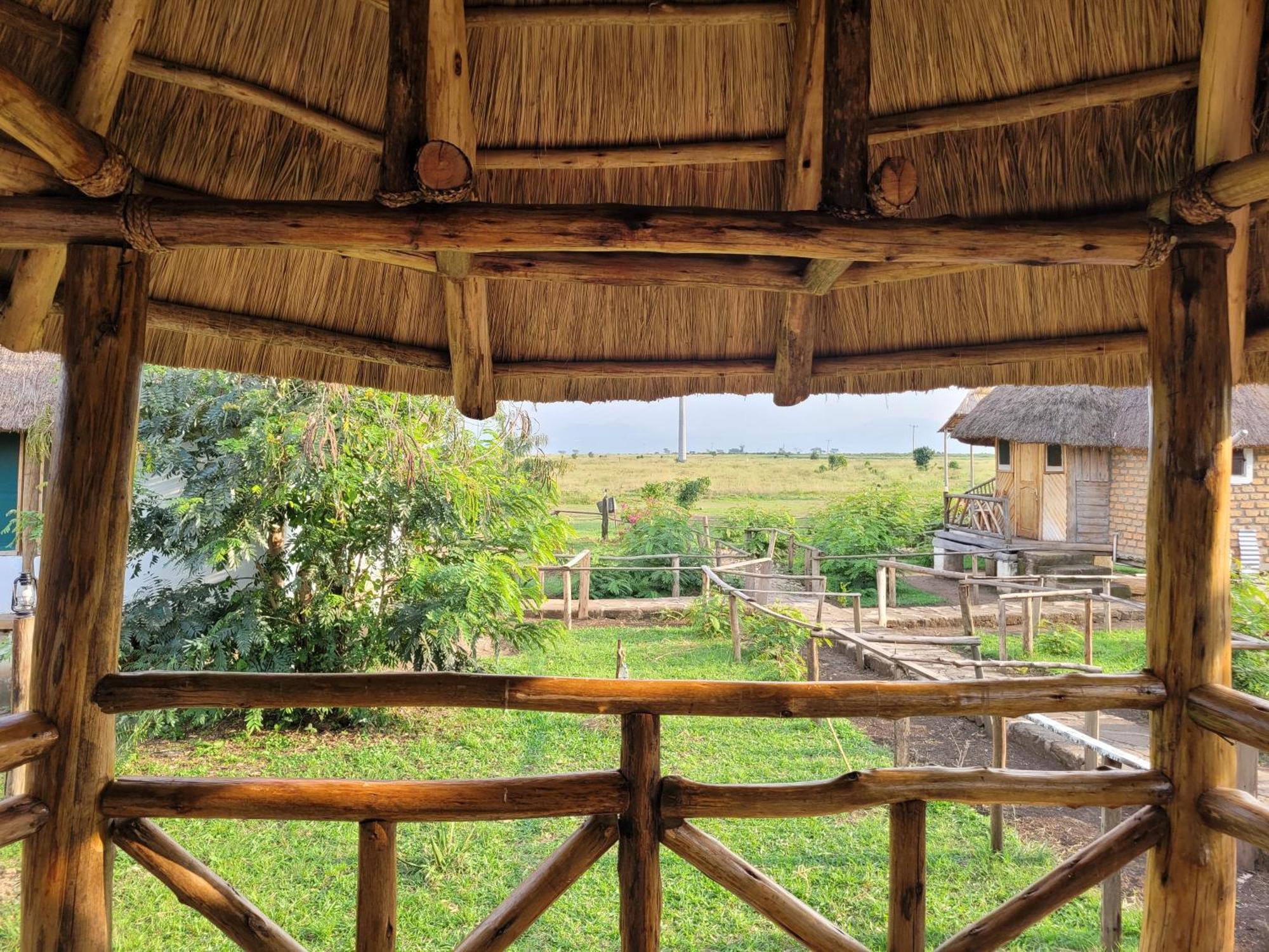 Songbird Safari Lodge & Campsite Katunguru Ngoại thất bức ảnh