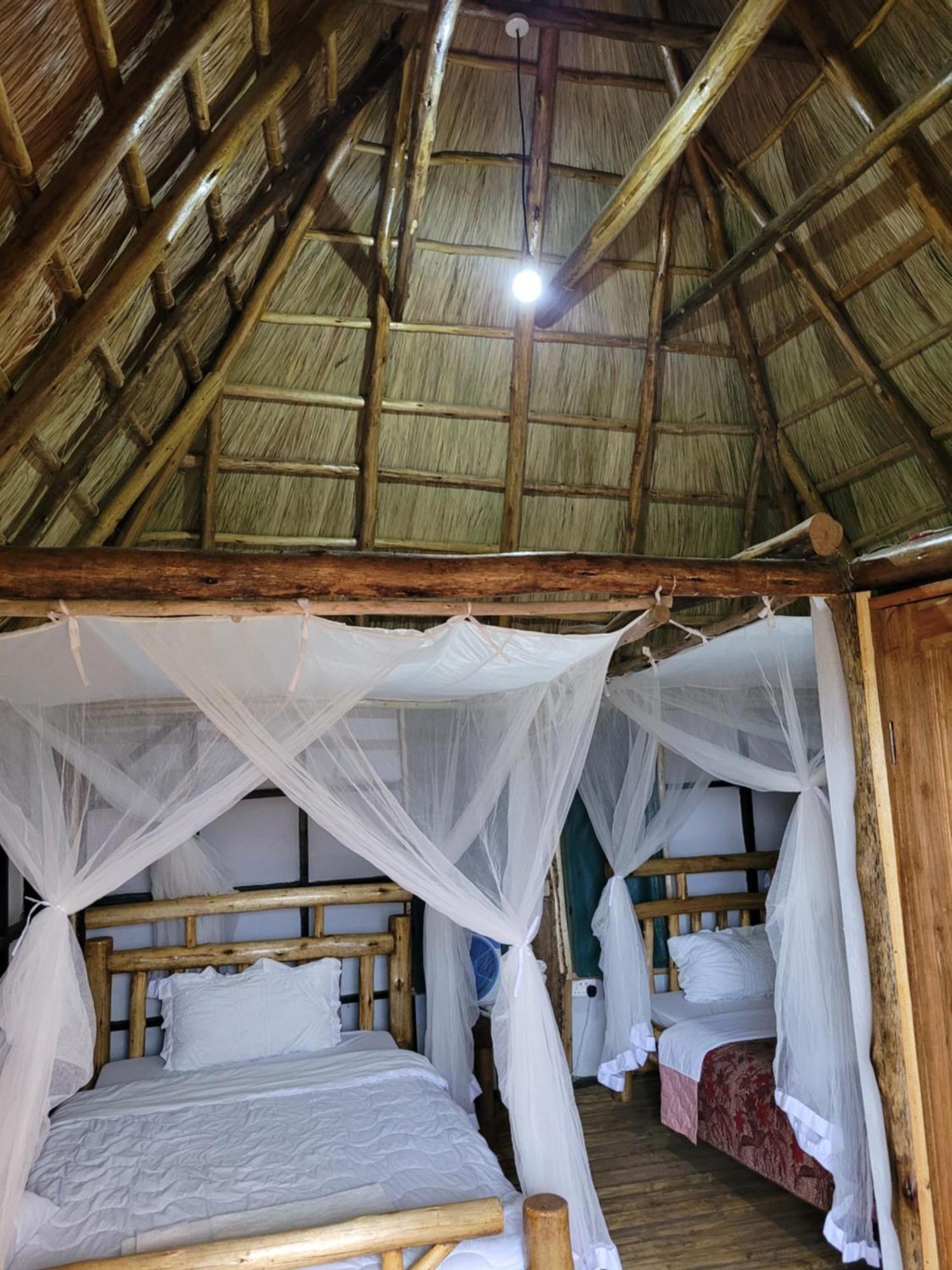 Songbird Safari Lodge & Campsite Katunguru Ngoại thất bức ảnh